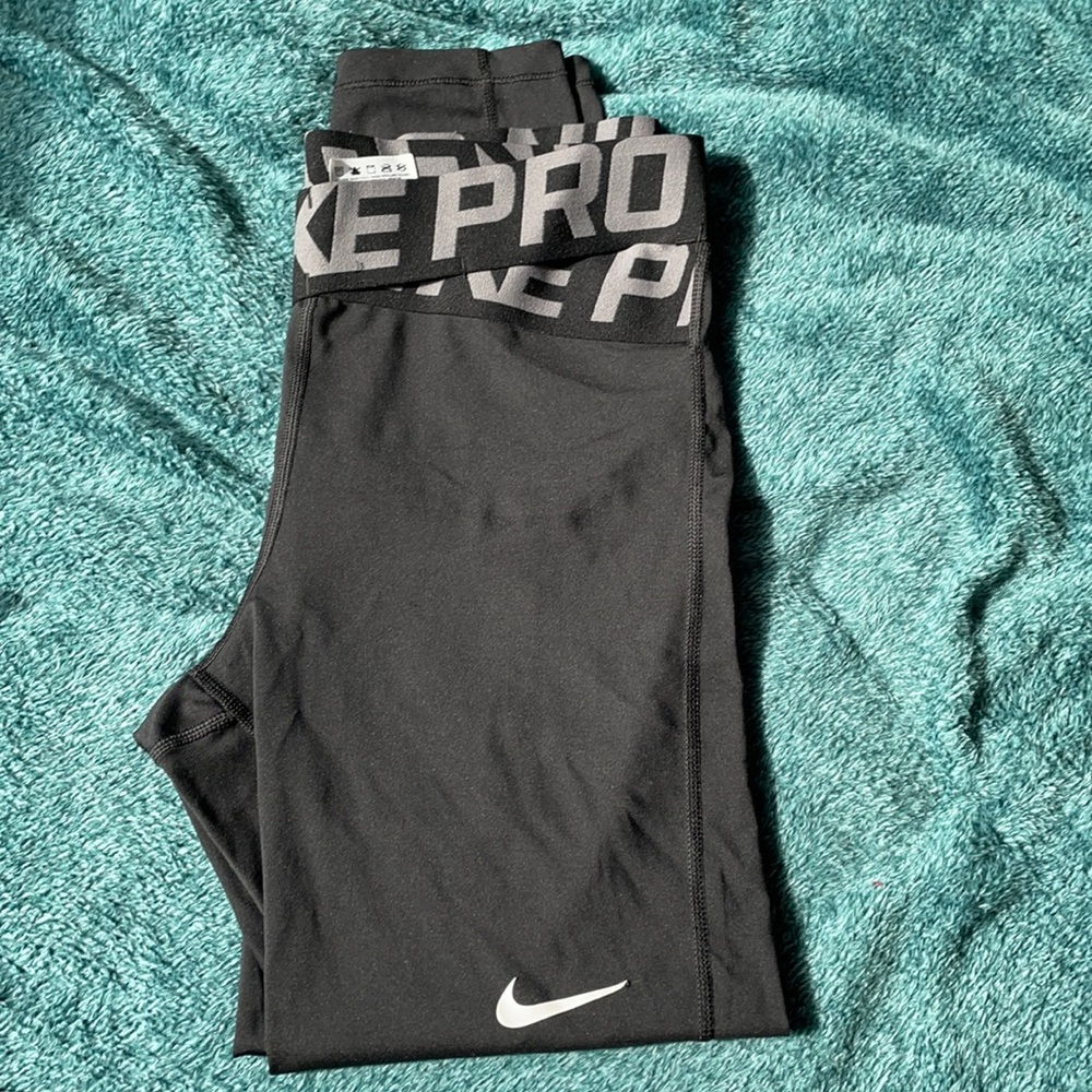 Nike Pro leggings